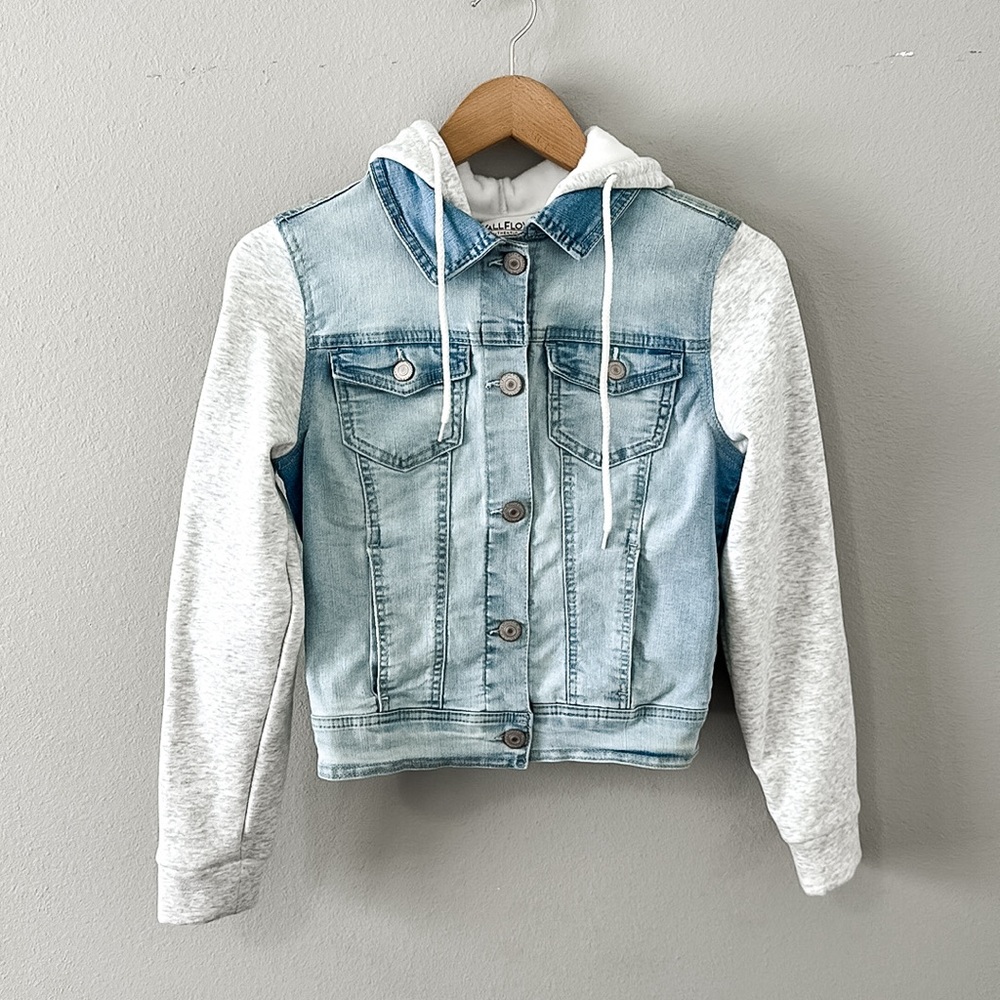 Wallflower The Dreamer Fit Jean Jacket w/Sweatshirt Hood & Sleeves Small Gray